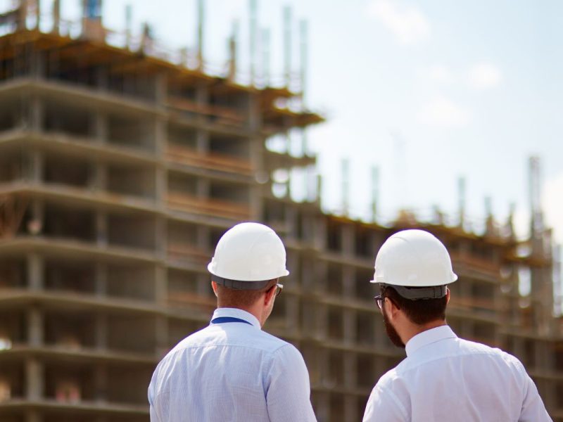 PERSONAS ANTE EDIF_CONSTRUCCION